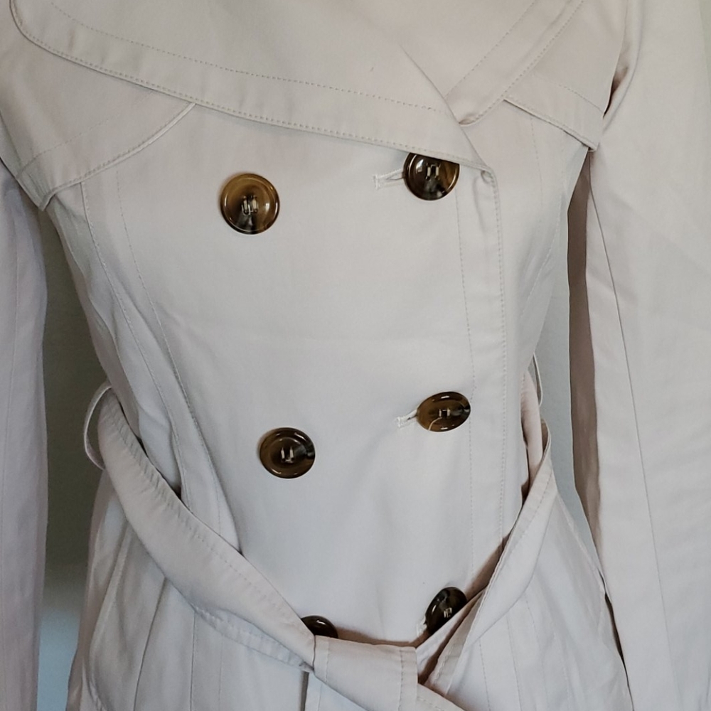 Jacket - Picture 5 of 5